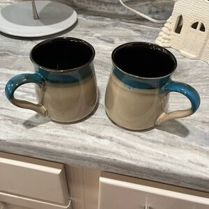 2 Coffee mugs